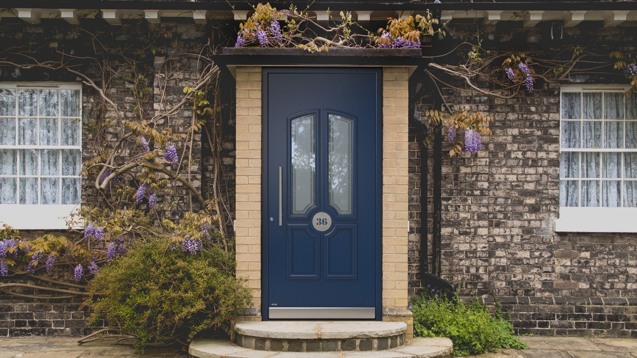 Navy colour for your front door