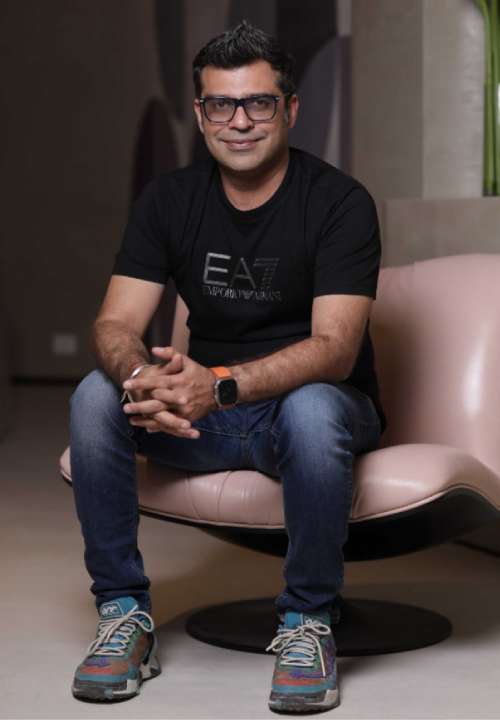 Sakin Ahuja - Pirnar delhi Showroom