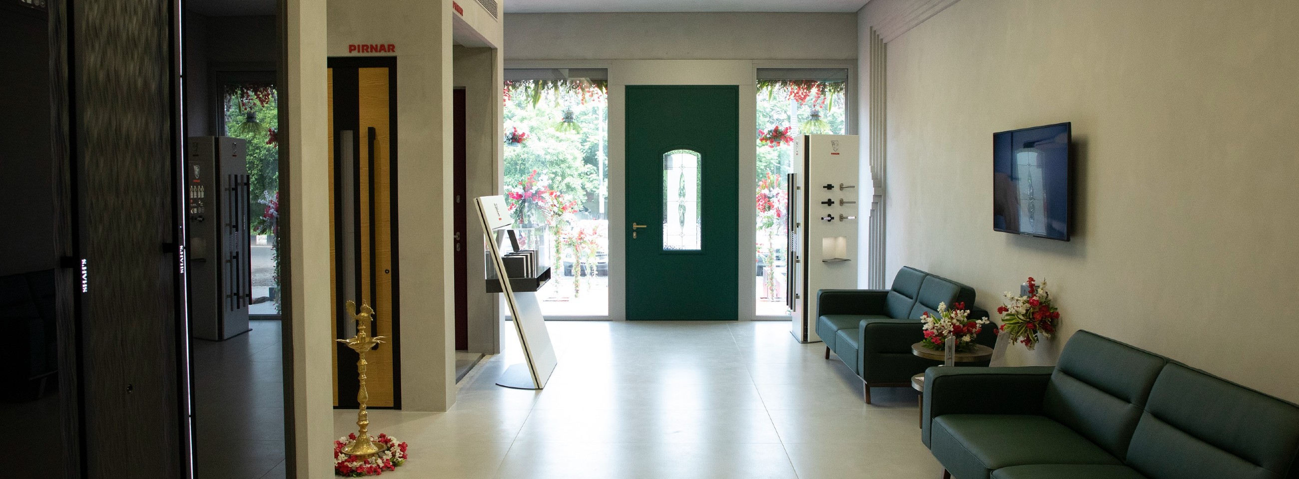 Pirnar doors showroom Gujarat in Surat
